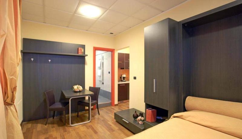 Hotel Iris