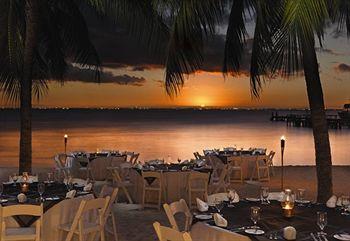 Isla Mujeres Palace