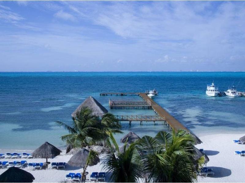 Isla Mujeres Palace