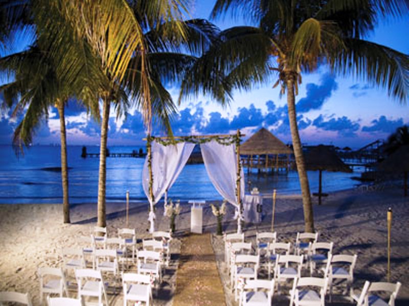 Isla Mujeres Palace