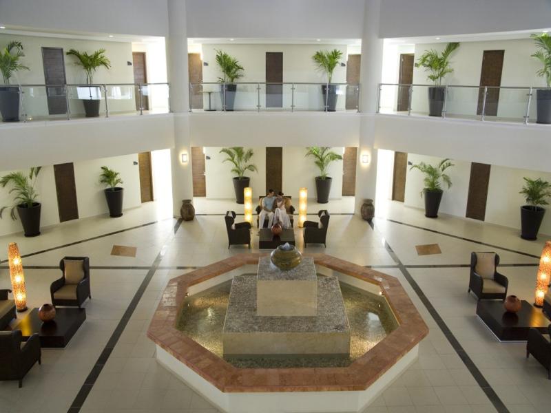 Isla Mujeres Palace
