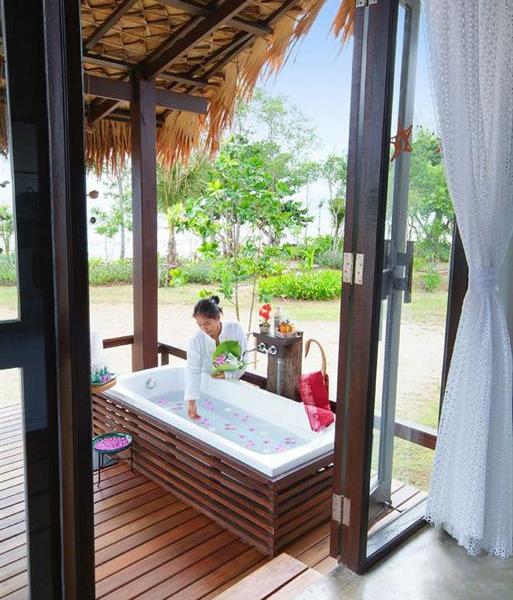 Islanda Hideaway Resort