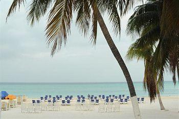 Ixchel Beach