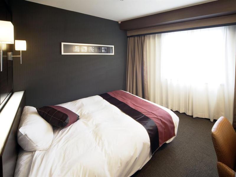 JAL City Yotsuya Tokyo