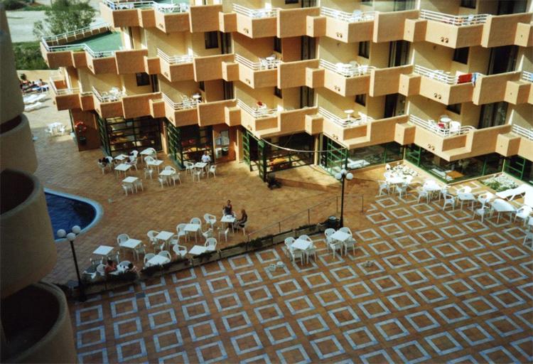 Fergus Style Cala Blanca Suites