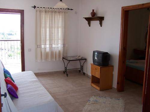 Gloria Tibi Jarra Hotel
