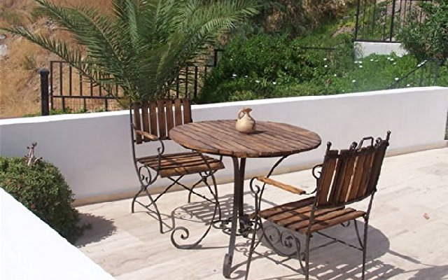 Gloria Tibi Jarra Hotel