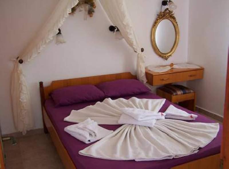 Gloria Tibi Jarra Hotel