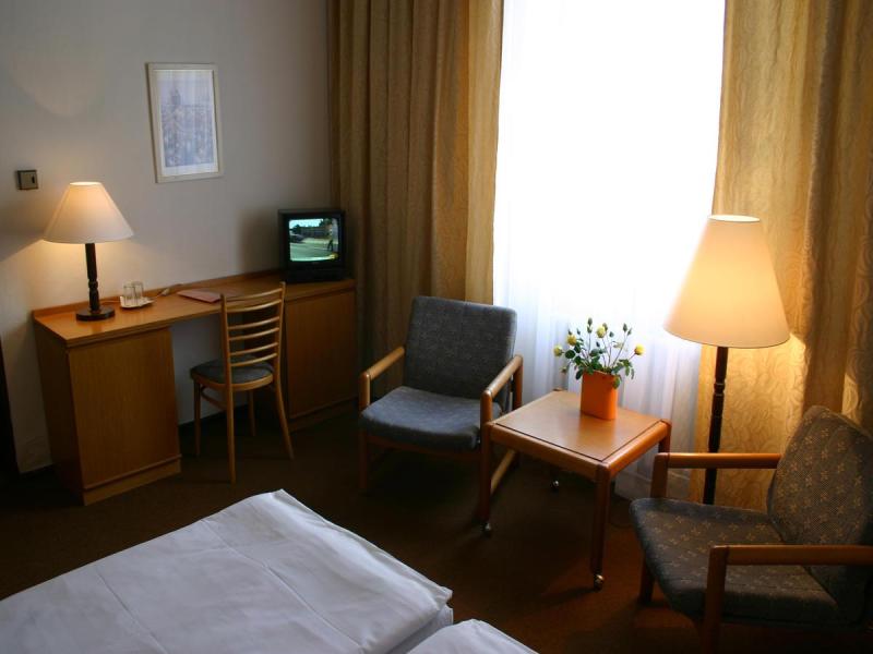 EA Hotel Jasmin