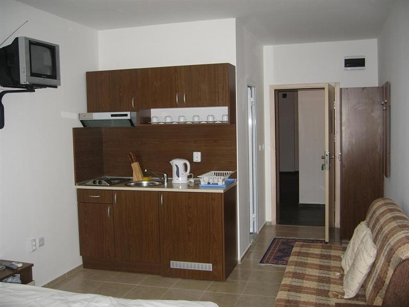 Jasmine Club Aparthotel