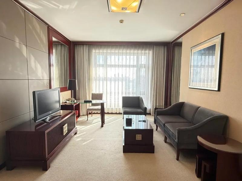 Jinnian Hotel