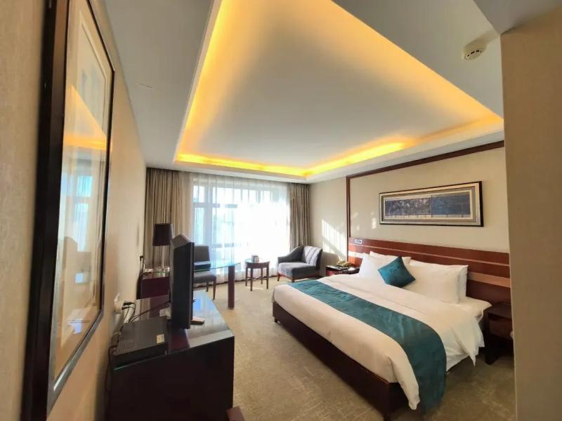 Jinnian Hotel