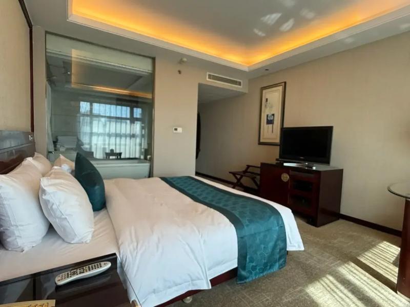 Jinnian Hotel