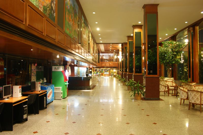 Jomtien Holiday Inn Hotel