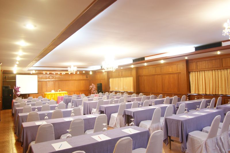 Jomtien Holiday Inn Hotel