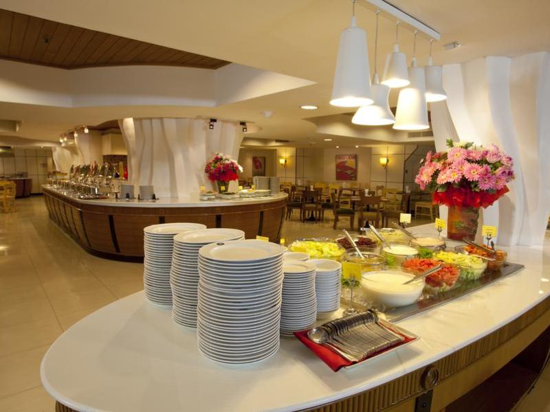 Jomtien Palm Beach Hotel & Resort