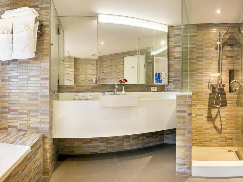 Jomtien Palm Beach Hotel & Resort