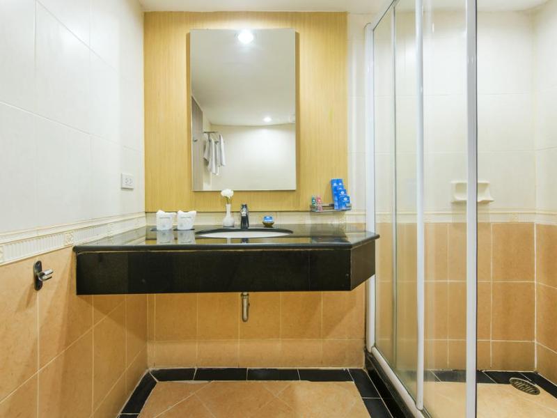 Jomtien Palm Beach Hotel & Resort