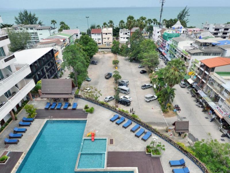 Jomtien Thani