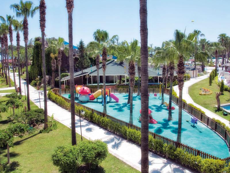 Dobedan World Palace Kemer