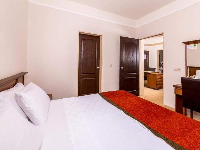 Julian Forest Suites