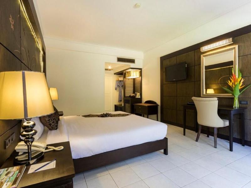 Amora Beach Resort Phuket