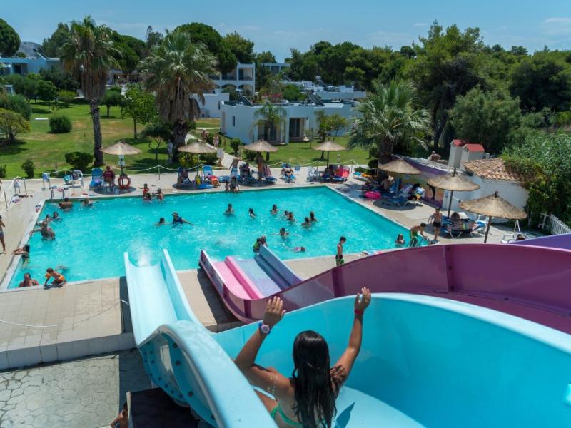 Kalogria Beach Hotel