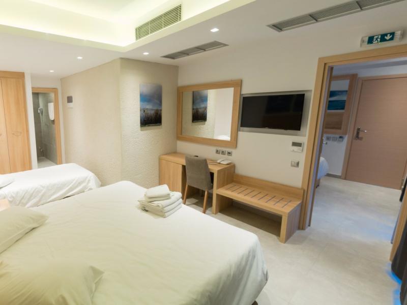 Kalogria Beach Hotel