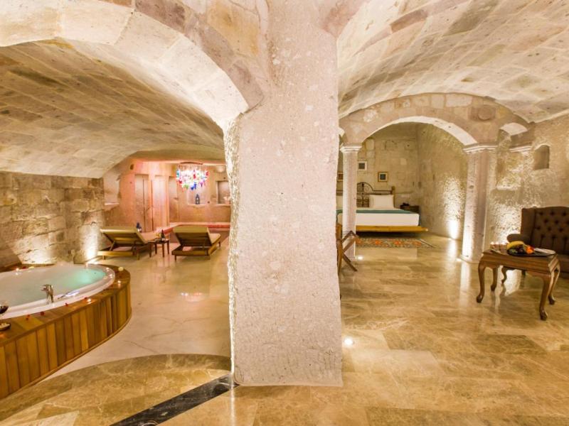 Imperial Cave Suite & Spa
