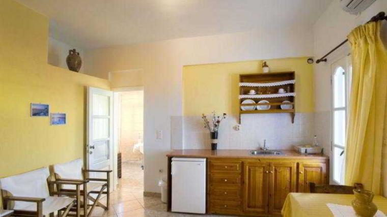 Ampelonas Studios & Maisonettes