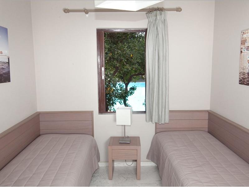 Kalydna Island Hotel