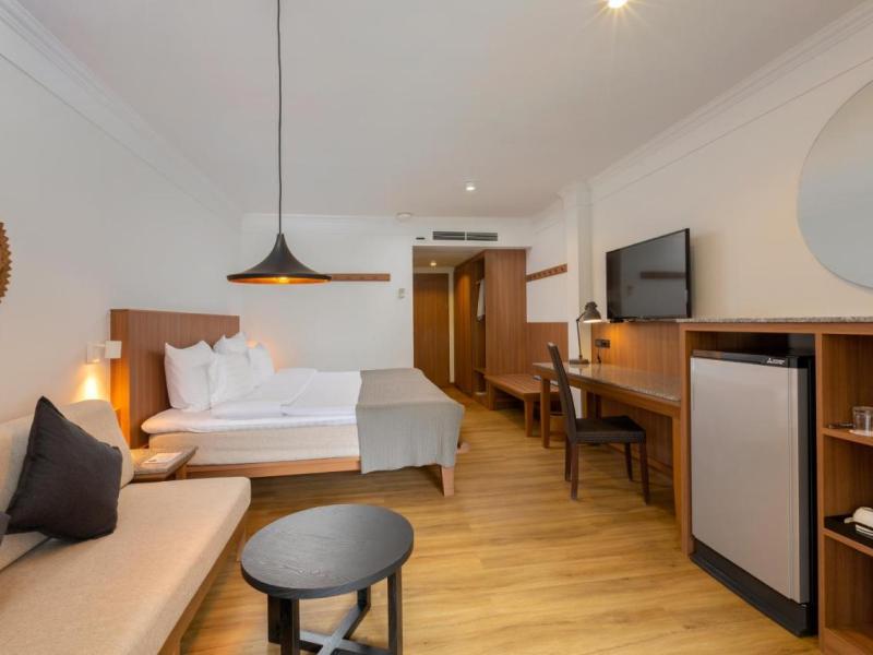 Sunprime Kamala Beach