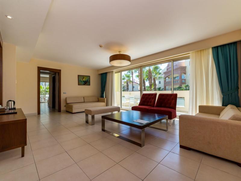 Kamelya Aishen K Club