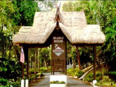 Kampung Tok Senik Resort