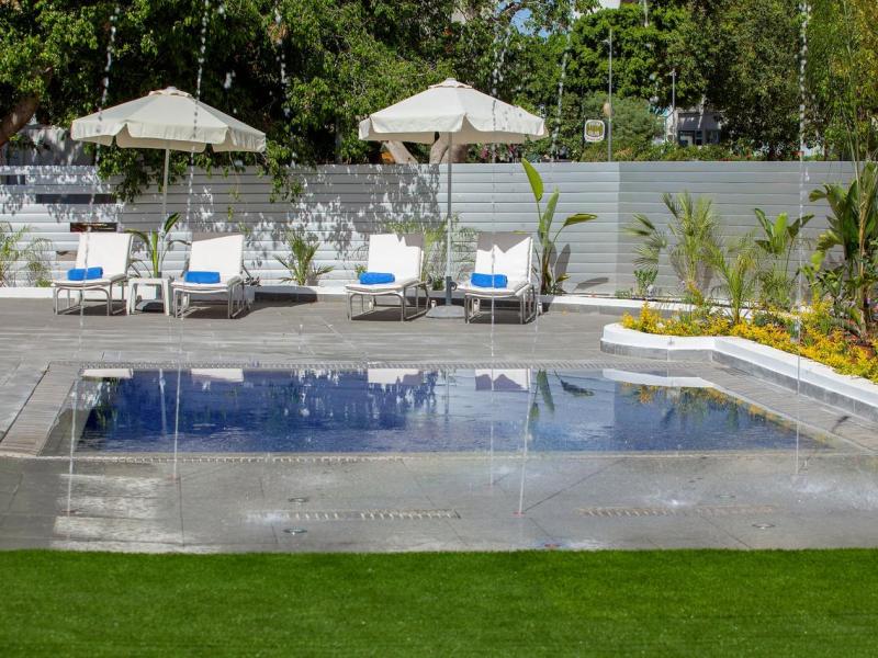 Kapetanios Odyssia Hotel