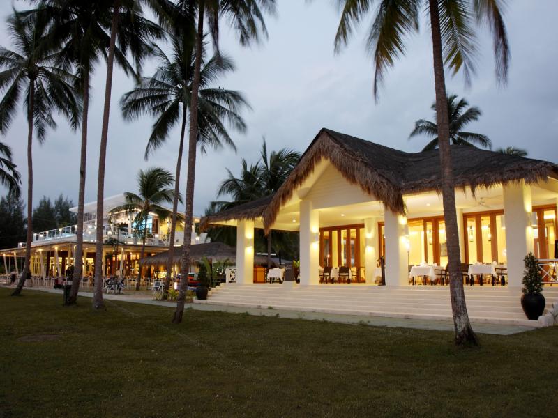 Kantary Beach Hotel Villas & Suites