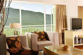 Kantary Hills