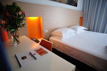 Blu Hotel Kaos