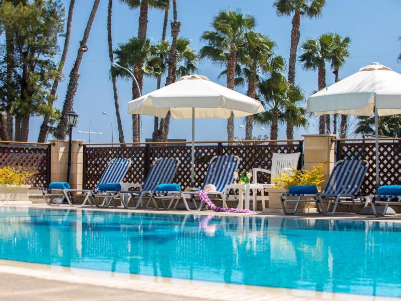 Kapetanios Limassol Hotel