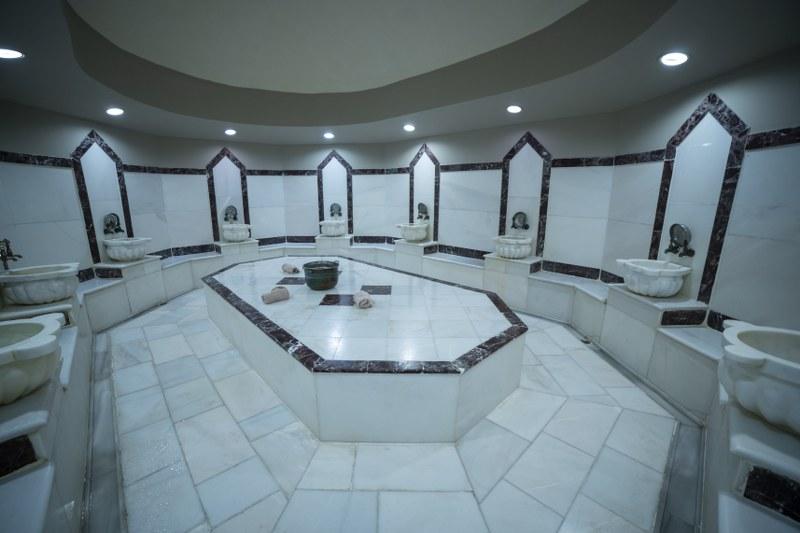 Karinna Hotel Convention Center & Spa