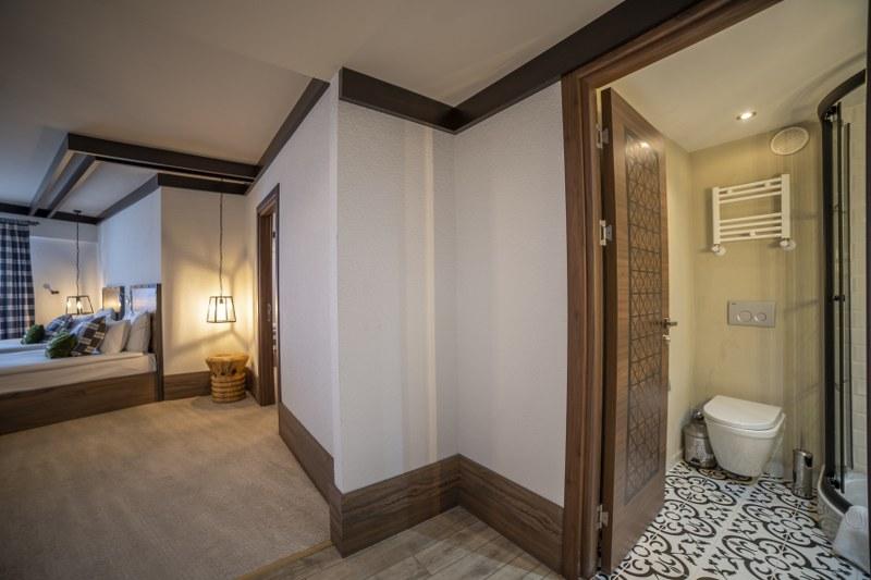 Karinna Hotel Convention Center & Spa