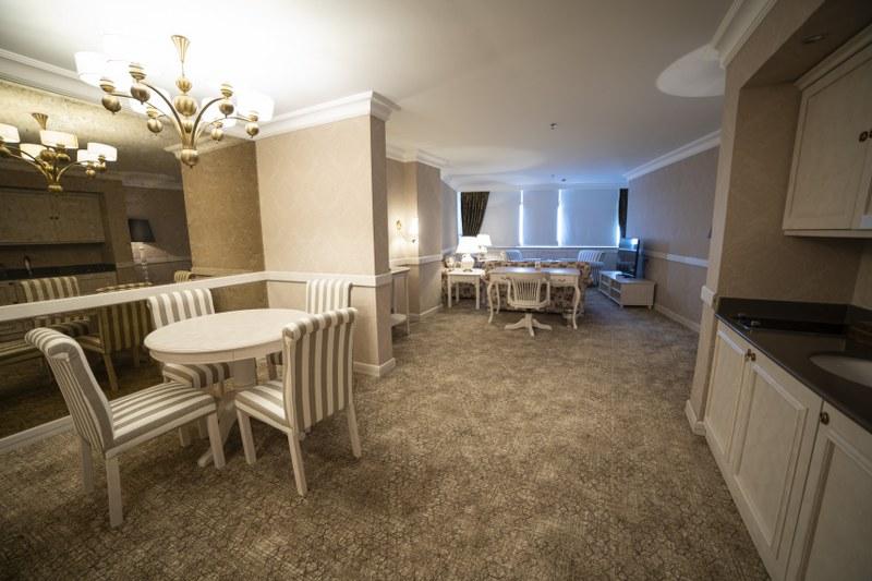 Karinna Hotel Convention Center & Spa