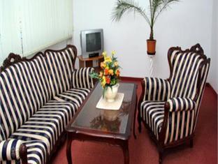Karoly Hotel