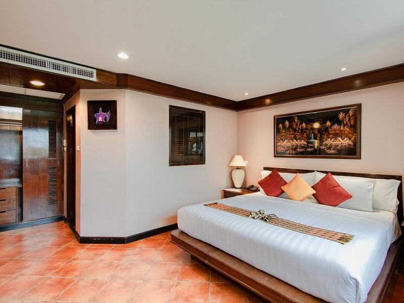 Karon Sea Sands Resort