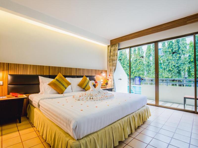 Karon Whale Resort Phuket