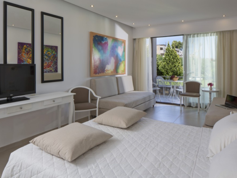 Kassandra Bay Resort