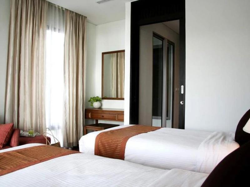 Kata Gardens Apartments