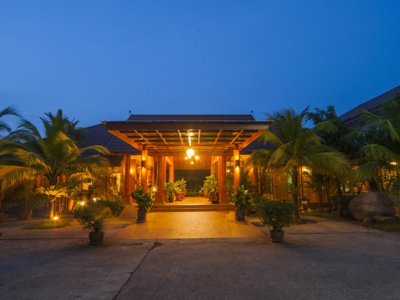 Blu Pine Villa & Pool Access