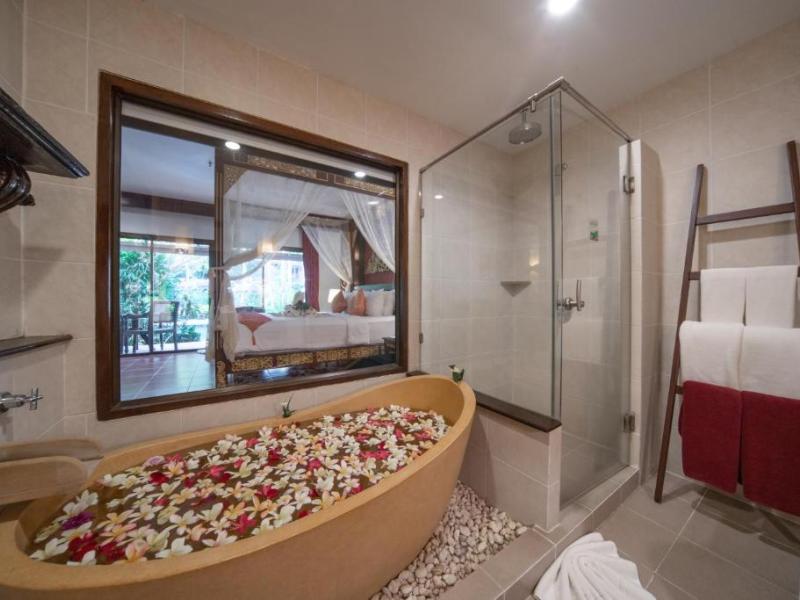 Kata Palm Resort & Spa