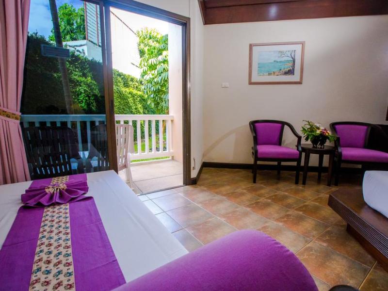 Kata Poolside Resort